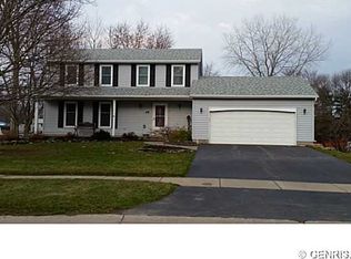 118 Hale Haven Dr, Hilton, NY 14468