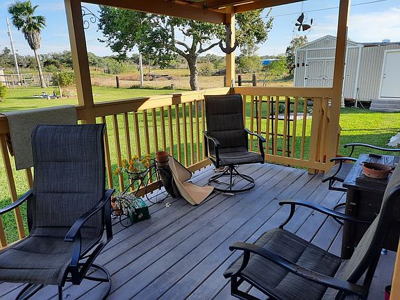 5th image of 204 Bermuda Dr