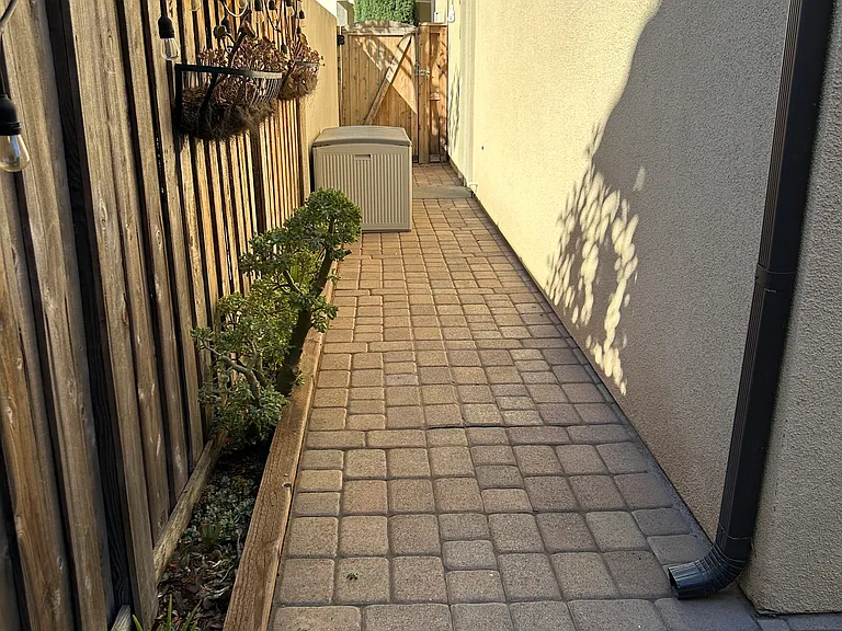 10559 Sausalito Ct — Photo 27