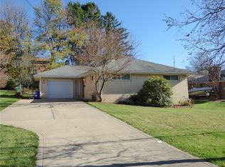 416 Colonial Dr, Monroeville, PA