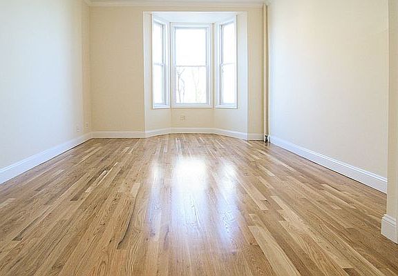 5th image of 198 Norman Ave APT 2L