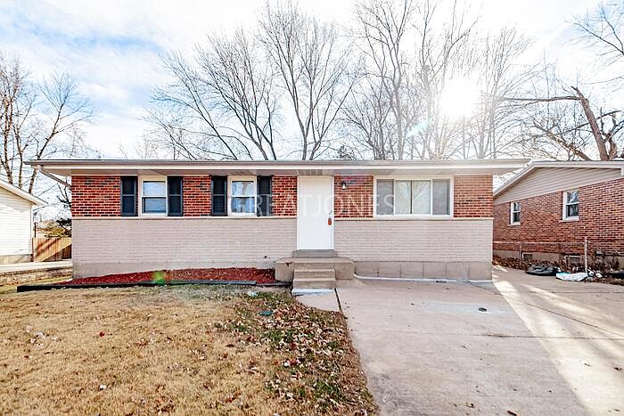 1st image of 1354 Redman Blvd