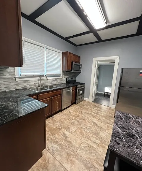135 Lexington Ave #1 — Photo 3