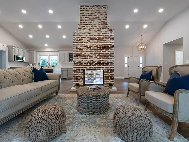 3129 E Wood Valley Rd NW — Photo 6