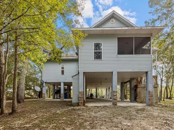 305 NE 937th Ave, Branford, FL 32008