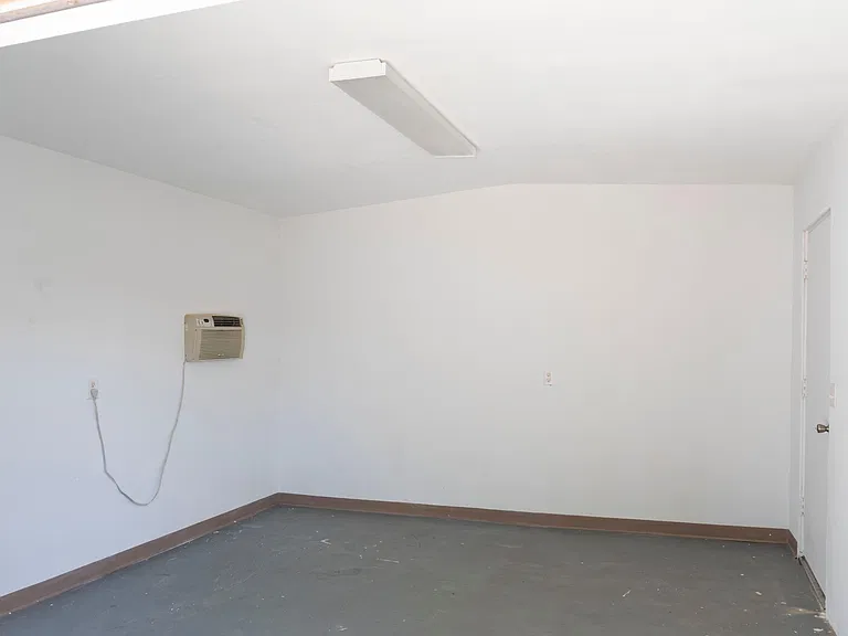 903 S Espanola St — Photo 36