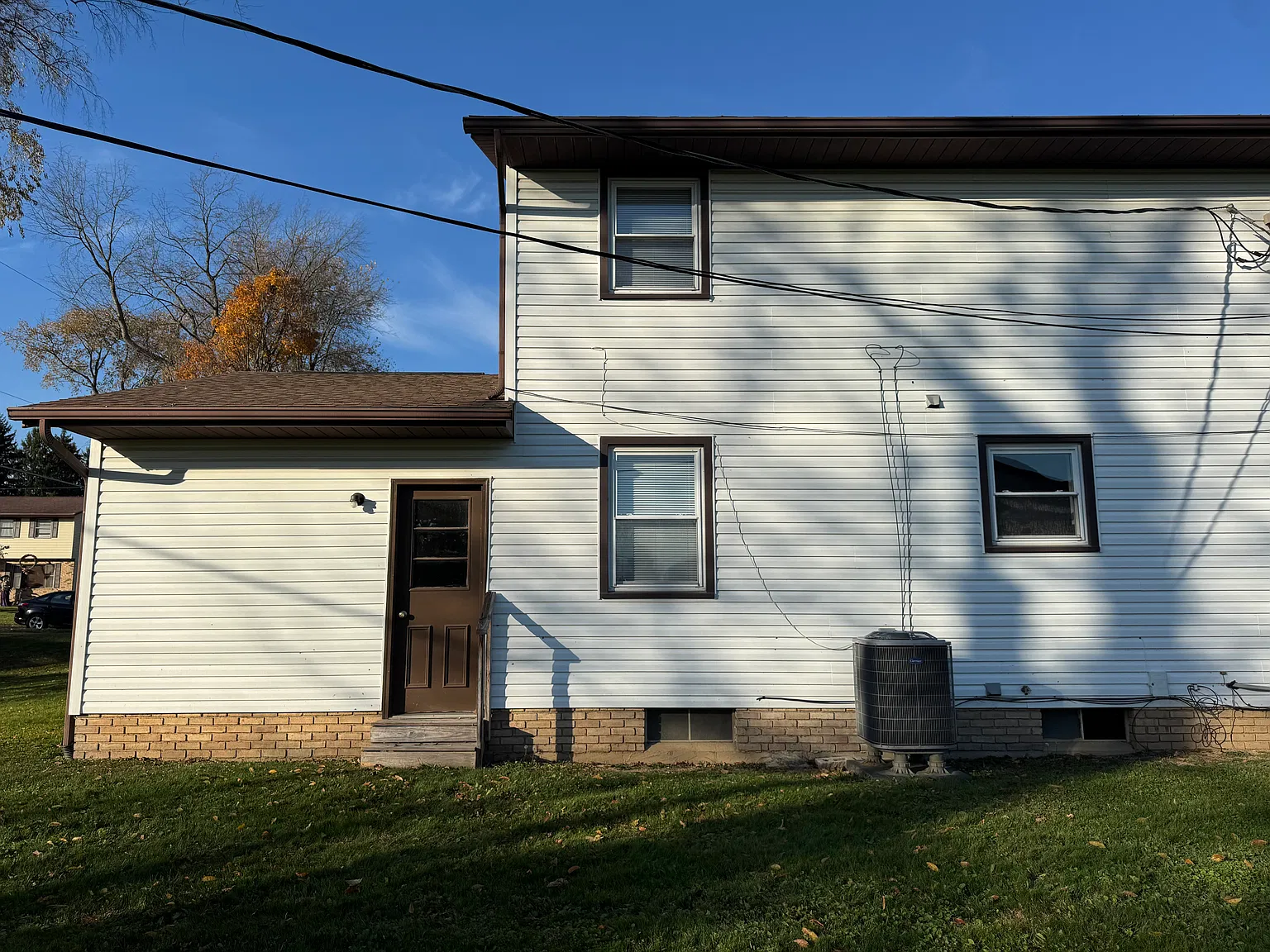 3 bed, 1.5 bath, $1,250 — Photo 4