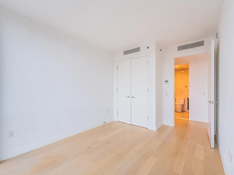 33-66 Farrington St #8F — Photo 15