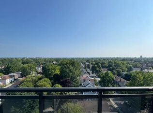 652 Princess St #1002, Kingston, ON K7L 1E5