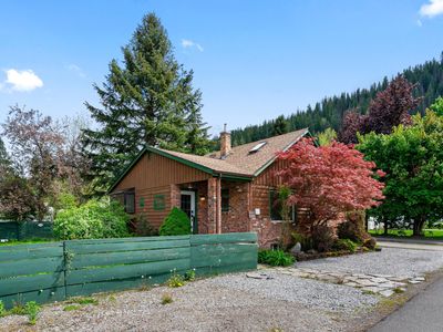 209 S 4th St, Osburn, ID, 83849