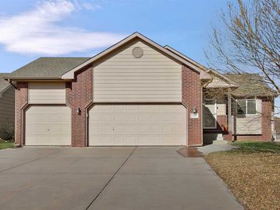 618 E 6th Ave, Cheney, KS, 67025