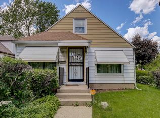 6102 W Richmond Ave, Milwaukee, WI