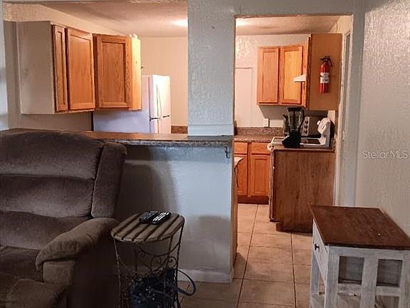 4th image of 2110 E Nedro Rd