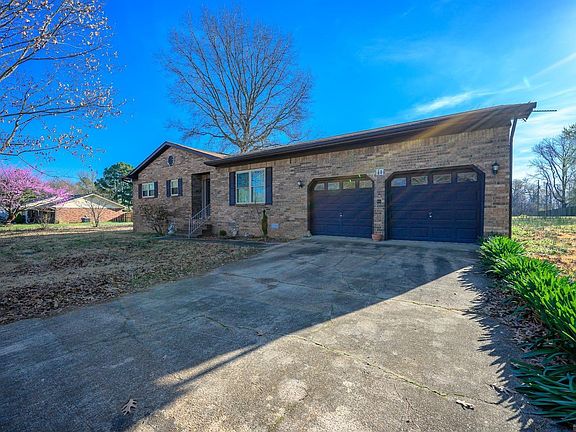 2nd image of 10 Welch Ln