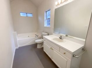 175 Heather Woods Ct, Covington, GA