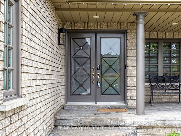 2nd image of 526 Cunningham Dr