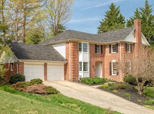 3802 Sandalwood Ct, Fairfax, VA 22031
