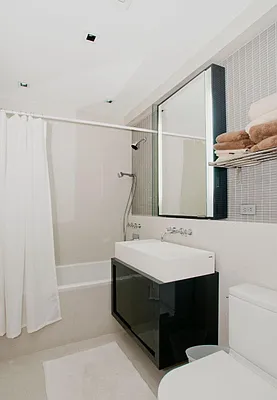 Rented by Compass | media 35