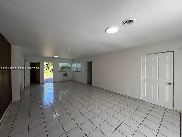 4548 SW 33rd Ave #M — Photo 22