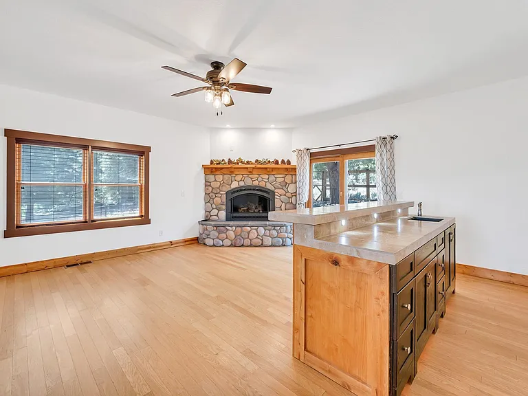 16925 Mount Rose Hwy — Photo 22