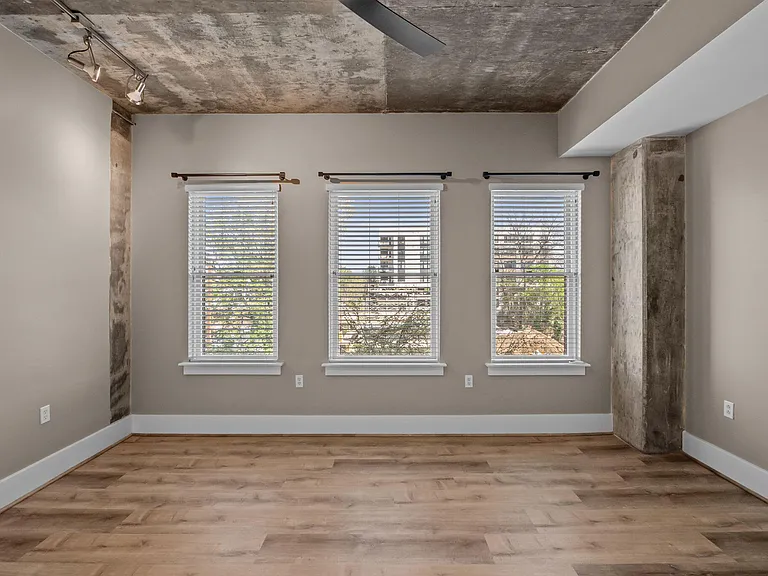 444 Blount St #205 — Photo 25