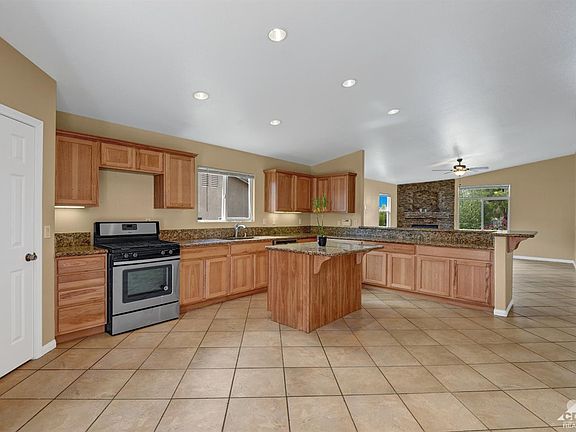 2nd image of 9178 Calle Barranca