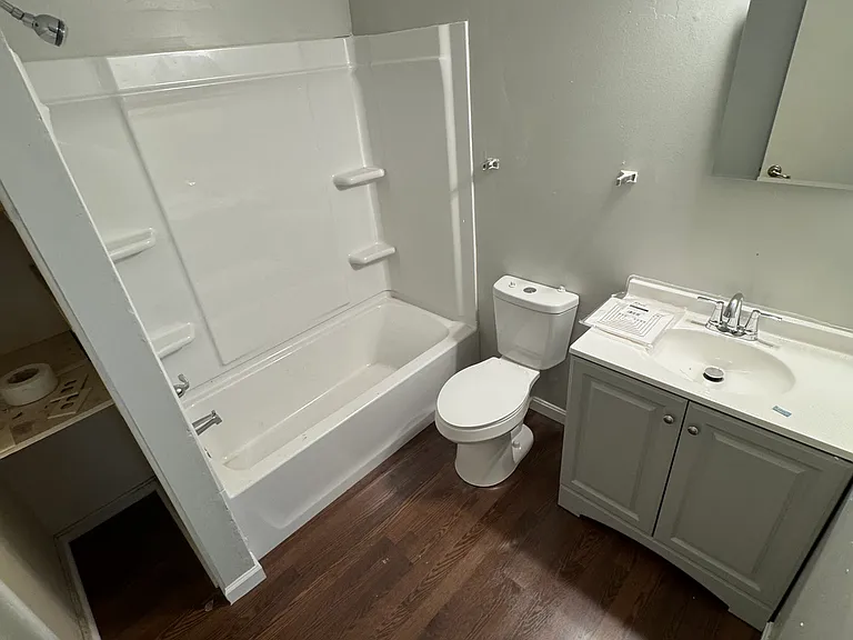 Full Bathroom, newly renovated