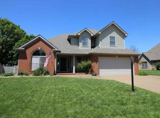 8866 Shadow Ridge Dr, Newburgh, IN 47630