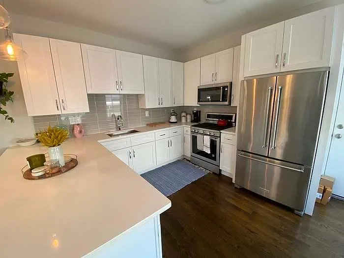 9 Upham Ave — Photo 2