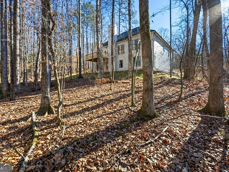 360 Ansley Dr — Photo 37