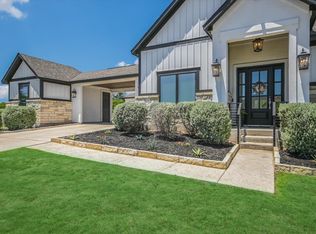 102 Marble Falls Ct, Spicewood, TX 78669