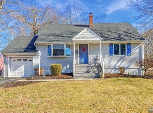 418 Semino Rd, Northvale, NJ 07647