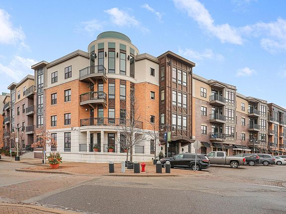 2nd image of 3709 Grand Way APT 330