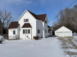 164 Front St, Dexter, MN 55926