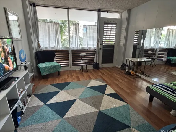 1720 Ala Moana Blvd APT 304A, Honolulu, HI 96815