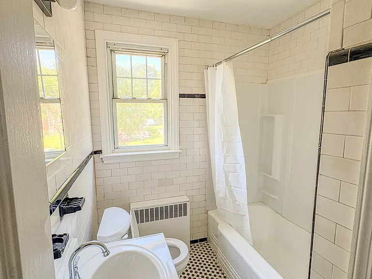 1031 E Lake Ave — Photo 12