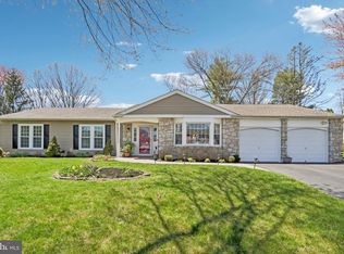 923 Pickering Dr, Yardley, PA