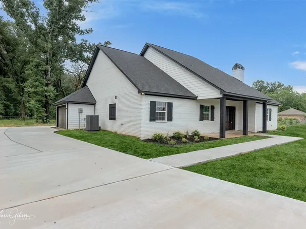 396 Collinswood Dr, Stonewall, LA 71078
