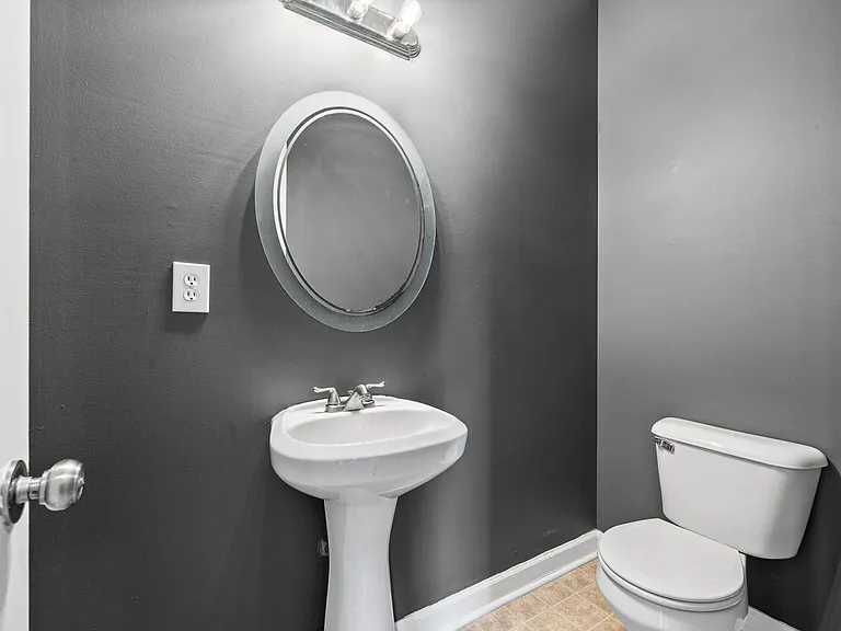 212 Trey Ct — Photo 15