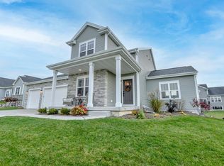 4329 Welcome Home Ct, Windsor, WI 53598