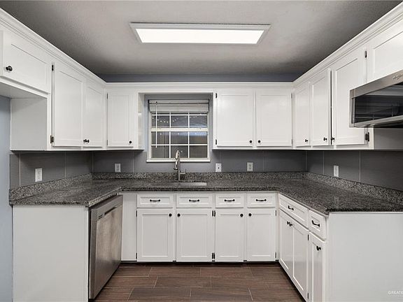 5th image of 1006 Perch Ave