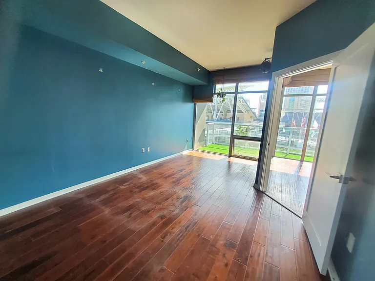 253 10th Ave #723 — Photo 9
