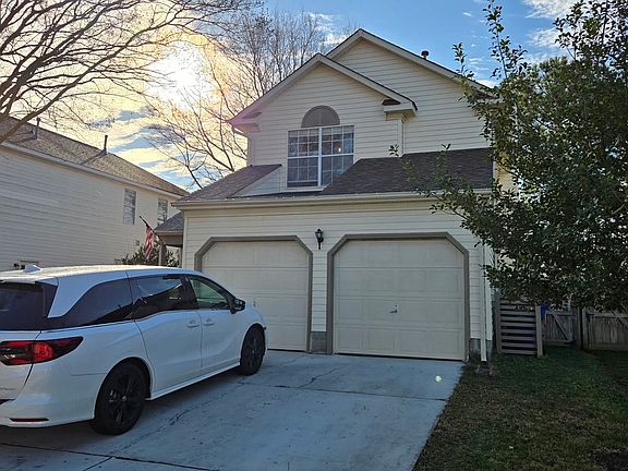 2nd image of 1480 Berkshire Dr