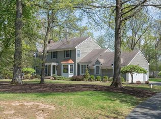 19 Fieldstone Dr, Basking Ridge, NJ 07920