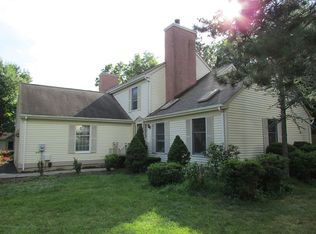 80 Commonwealth Dr, Basking Ridge, NJ 07920