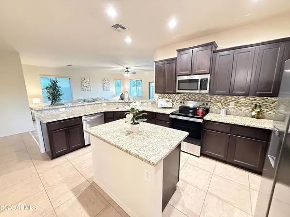 207 E CAROB Drive, Chandler, AZ 85286
