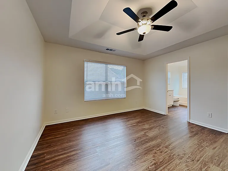 3840 Holliwell Pass — Photo 11