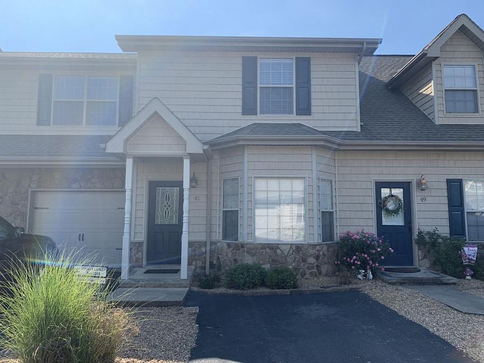 1st image of 41 Stonebriar Ct #22