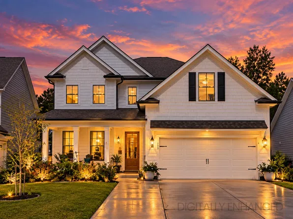 738 Opal Wing St, Moncks Corner, SC 29461