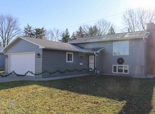 1230 South Dr, Mount Pleasant, MI 48858